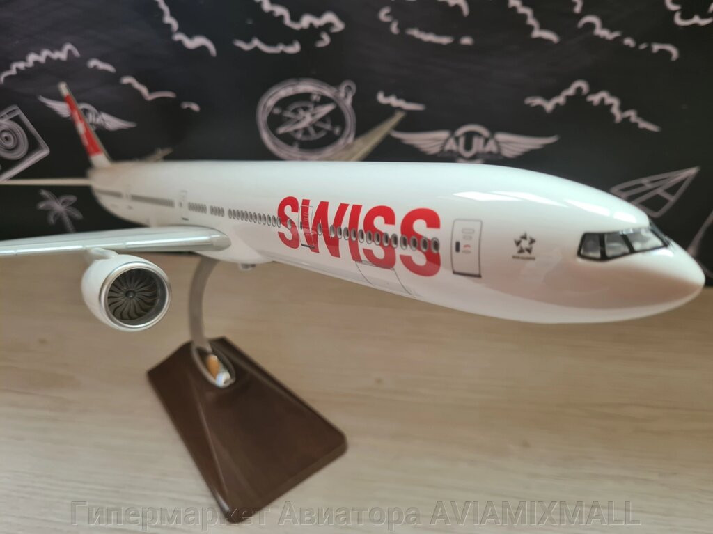 Модель самолета Boeing 777-300 в ливрее Swiss Airlines, масштаб 1/160 от компании Гипермаркет Авиатора AVIAMIXMALL - фото 1