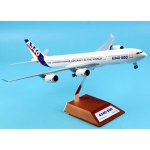 Модель самолета Airbus A340-500 F-WWTE в фирменной раскраске авиастроительной компании Airbus, масштаб 1/200
