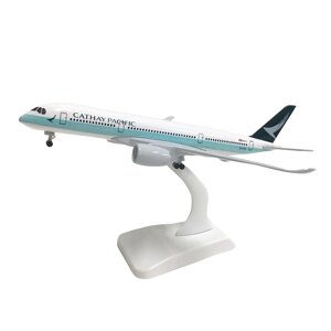 Модель самолета Airbus A350-900 в ливрее Cathay Pacific, масштаб 1/350