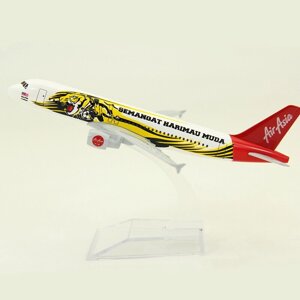 Модель самолета Airbus A320 в ливрее Air Asia Tiger, масштаб 1/250