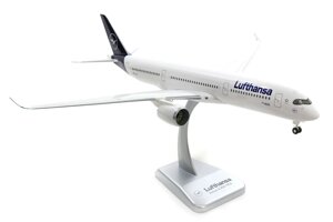 Модель самолета Airbus A350-900 в ливрее Lufthansa, масштаб 1/200