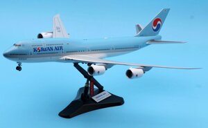 Модель самолета Boeing 747-8i HL7631 в ливрее Korean Air, масштаб 1/200