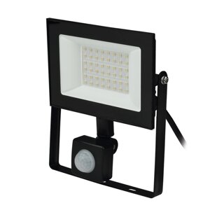 Ulf-f62-50w/6500k sensor ip54 200-240в black прожектор светодиодный с датчиком движения и освещенности. дневной свет