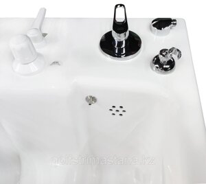 Подвод для подачи сжатого воздуха для водолечебной ванны