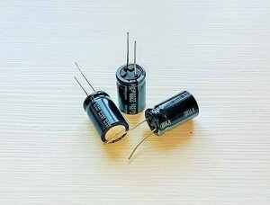 Конденсатор 2200mf 35V elec_cap ( 16x25 ) 105*C nichicon