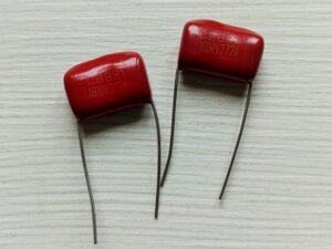 Конденсатор плёночный CBB81 1600V272J 1600V 2,7nF