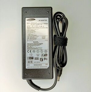 Адаптер для ноутбука 19V 4,74A DC5,5*3,0mm 90W для Samsung в тех. пакете