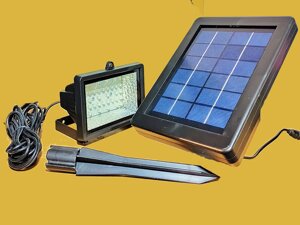 Прожектор светодиодный с солнечной панелью для садовых дорожек NM-TG002-3,7V