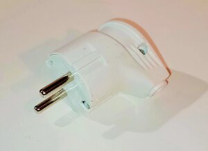 Вилка электрич. 16А 250v белая пластиковая 1105 угловая