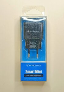 Сетевое зарядное устройство AFKA-TECH A-F71 5V 1A