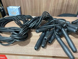 Скакалка 3 м хорошего качества резиновая