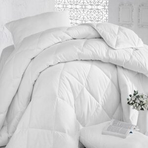 Двухспальное одеяло турецкого бренда clasy 195*215 см