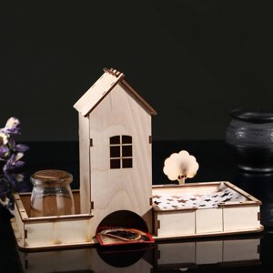 Чайный домик 'Просторный со двором'с салфетницей/конфетницей, местом для солонки/перечницы