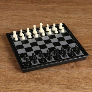Настольная игра 3 в 1 'Классика' шахматы, шашки, нарды, магнитная доска, 20 х 20 см