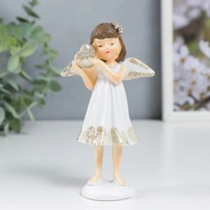 Сувенир полистоун 'Ангелочек-девочка в белом платье с сердечком' блеск 11х6,4х3,3 см 7788559