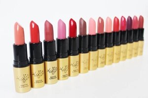 Губная матовая помада Kylie Matte Lipstick (Heir)