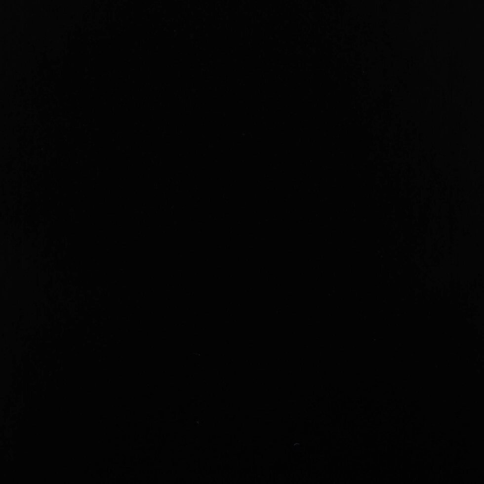 Пленка самоклеящаяся 7016В, 0.45х2 м, цвет чёрный, глянцевый от компании ИП Фомичев - фото 1