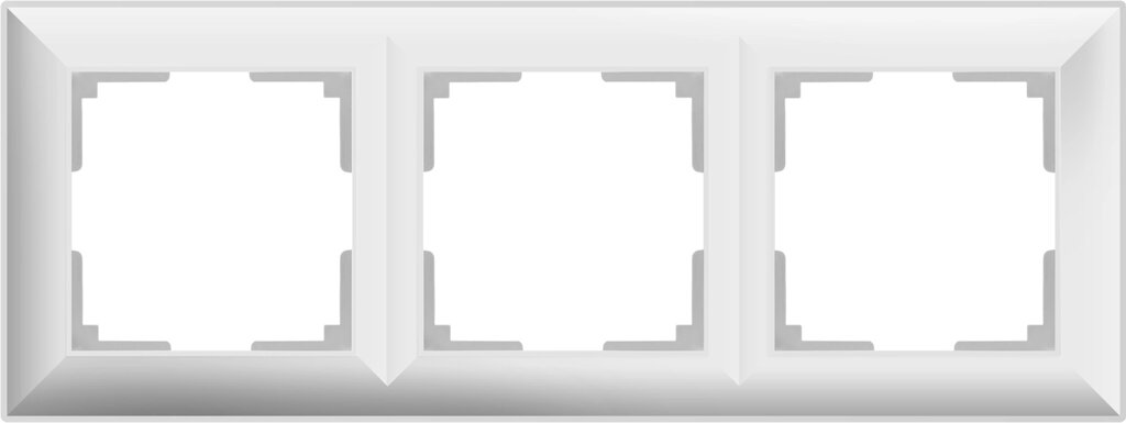 Рамка для розеток и выключателей Werkel Fiore 3 поста, цвет белый от компании ИП Фомичев - фото 1