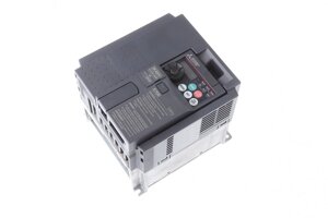 Инверторные приводы FR-E740-095SC-EC Mitsubishi FR-E740 Inverter Drive 3.7 kW, 3-Phase In, 400 V ac, 9.5 A, 0.2 400Hz