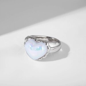 Кольцо «Сердце» перламутр, цвет радужно-белый в серебре, безразмерное