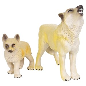 Набор фигурок «Мир диких животных: семья полярных волков», 2 фигурки
