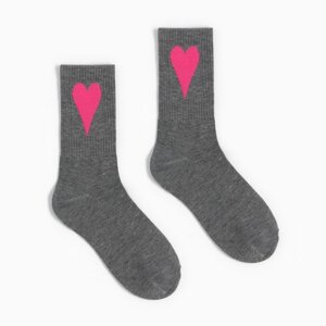 Носки женские, цвет светло-серый/розовое сердечко, размер 23-25