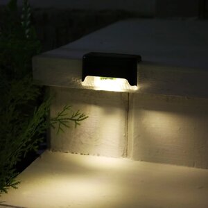 Садовый светильник на солнечной батарее, 8 4.5 4.5 см, 1 LED, свечение тёплое белое, чёрный