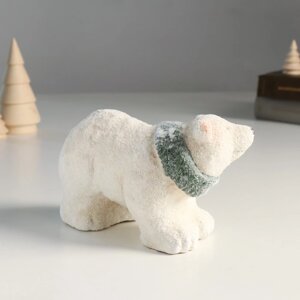 Сувенир керамика "Белый медведь в зелёном шарфе" 16,5х7,5х10 см