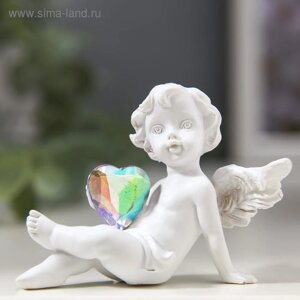 Сувенир полистоун "Белоснежный ангел хрустальное сердце" 5х6х3 см
