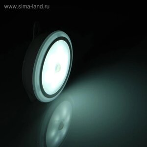 Светильник светодиодный с датчиком движения, 6 LED, 2.5 Вт, от батареек 3хAAA, 6500К, белый