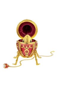 Яйцо Бутон розы Faberge