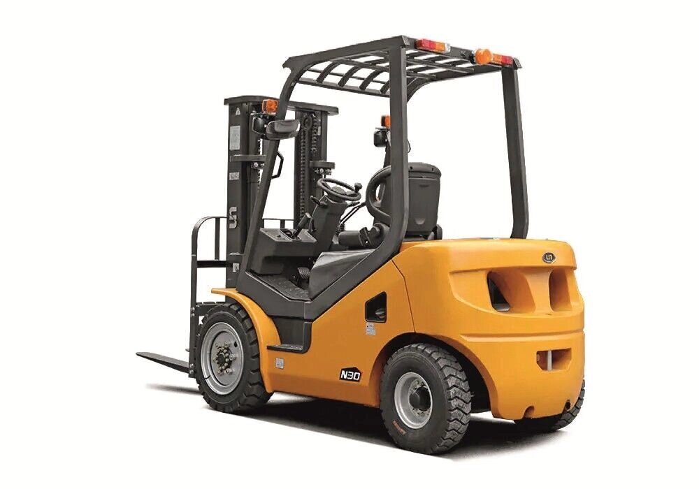 Бензиновый / газовый погрузчик UN Forklift FGL30T от компании ЭлМедиа Групп - фото 1