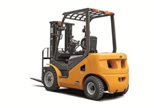 Дизельный вилочный погрузчик UN Forklift FD35T-CNGA3