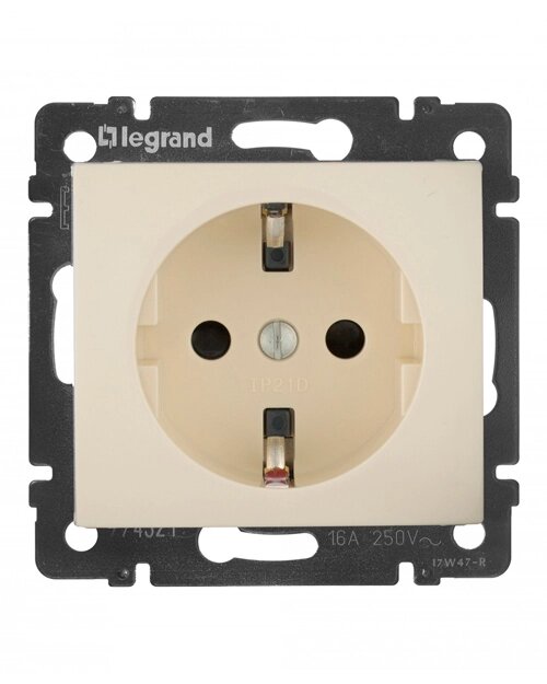 Legrand 695613 Розетка Valena 2К+З. Немецкий стандарт с защитными шторками, слоновая кость от компании icopy - фото 1