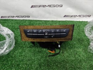 Cd-чейнджер Mercedes-Benz E-Class W211 M113.967 2004 (б/у)