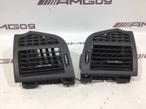 Дефлектор воздушный Mercedes-Benz S-Class W221 M273.961 2007 (б/у)