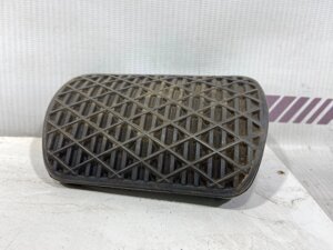 Накладка на педаль Mercedes-Benz E-Class W211 М112.649 2004 (б/у)