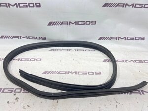 Уплотнительная резинка капота Mercedes-Benz E-Class W211 М272.964 2005 (б/у)