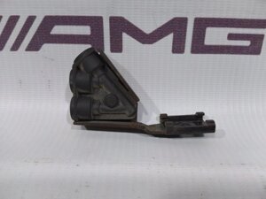 Тройник пневмоподвески Mercedes-Benz E-Class W211 M273.960 2006 (б/у)