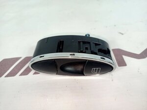 Кнопка стеклоподъемника Mercedes-Benz E-Class W211 M113.967 2005 перед. лев. (б/у)