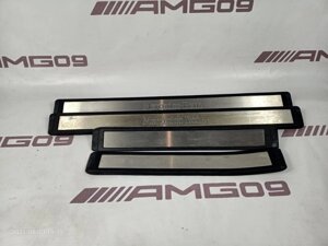 Накладка на порог наружная Mercedes-Benz E-Class W211 M273.960 2006 (б/у)