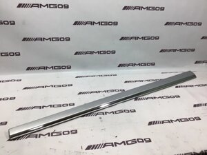 Молдинг двери Mercedes-Benz E-Class W211 M272.972 2007 перед. прав. (б/у)