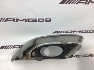 Накладка противотуманной фары Mercedes-Benz R-Class W251 M272.967 2006 прав. (б/у)