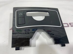 Декоративная накладка центральной консоли Mercedes-Benz E-Class W212 M271.860 2013 (б/у)
