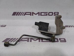 Датчик уровня кузова Mercedes-Benz E-Class W211 M272.972 2007 задн. (б/у)