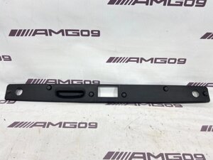 Накладка крышки багажника Mercedes-Benz E-Class W211 М272.964 2005 задн. (б/у)