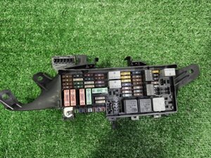 Блок предохранителей Mercedes-Benz Gl-Class X164 M273.923 2011 задн. (б/у)