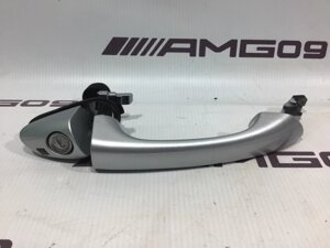 Ручка двери внешняя Mercedes-Benz C-Class W203 M272.921 2006 перед. прав. (б/у)