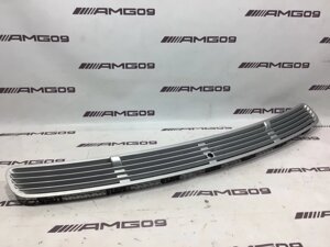 Решетка в капот Mercedes-Benz E-Class W211 M273.960 2006 (б/у)