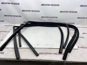Внутренний уплотнитель стекла Mercedes-Benz E-Class W211 M273.960 2006 (б/у)